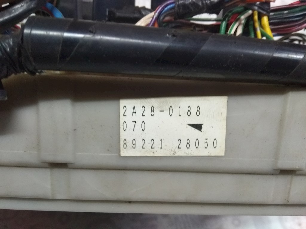 Датчик уровня в бачок омывателя TOYOTA Previa (Estima) Previa Estima XR30/XR40 2000-2006