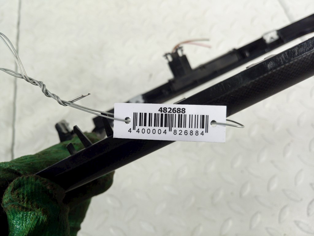 Рамка магнитолы VOLKSWAGEN Passat B6 2005-2011