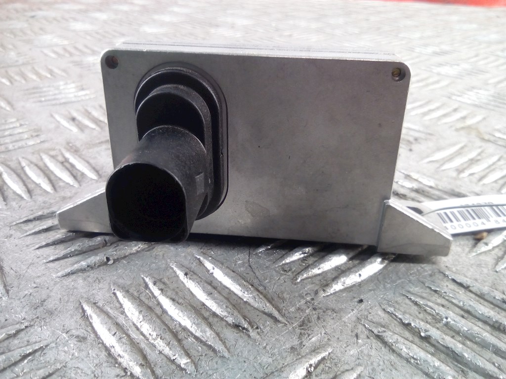 Датчик ускорения (курсовой устойчивости уровня оборотов) Volkswagen Touareg 1 (2002-2010)