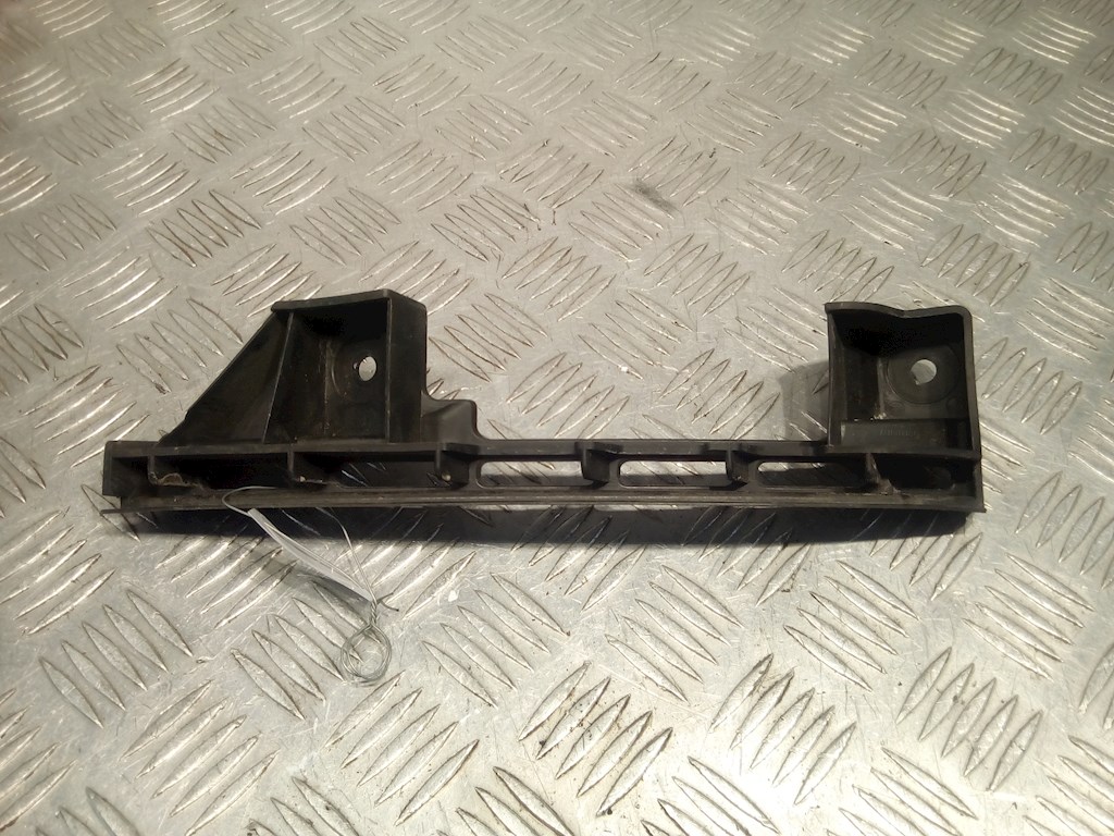 Кронштейн переднего бампера правый SKODA Octavia A5 1Z- 2004-2013