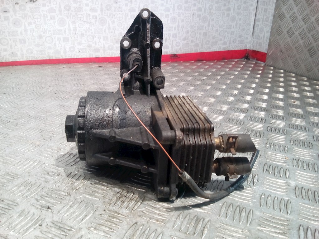 Корпус масляного фильтра FORD Transit 2000-2006