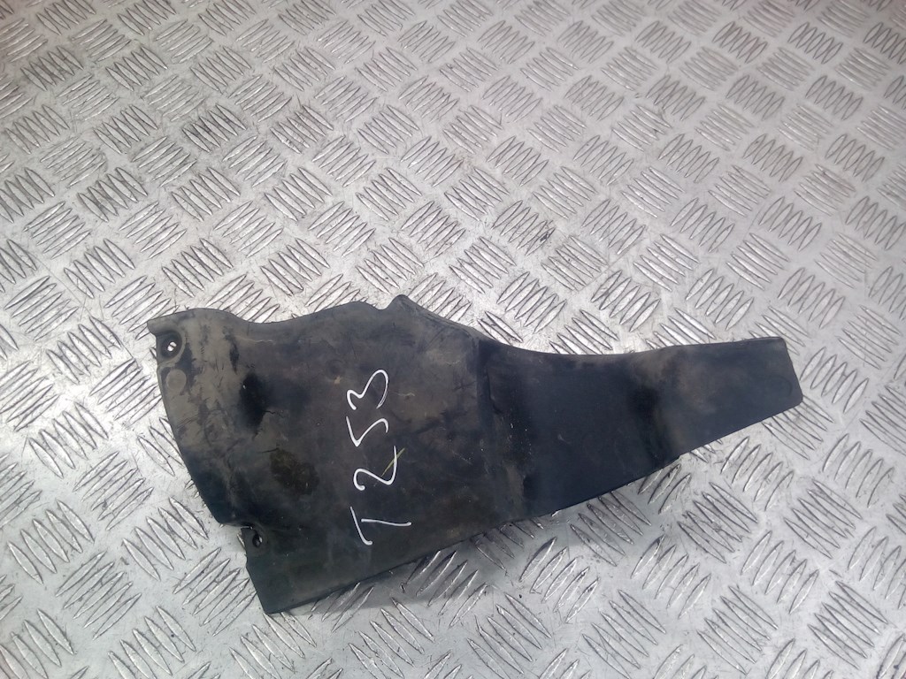 Локер (подкрылок) передний правый VOLKSWAGEN Touareg 2002-2010