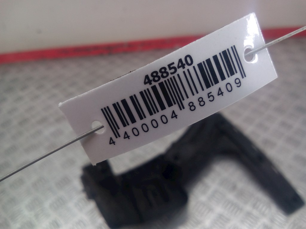 Кронштейн заднего бампера левый правый VOLVO XC90 2002-2014