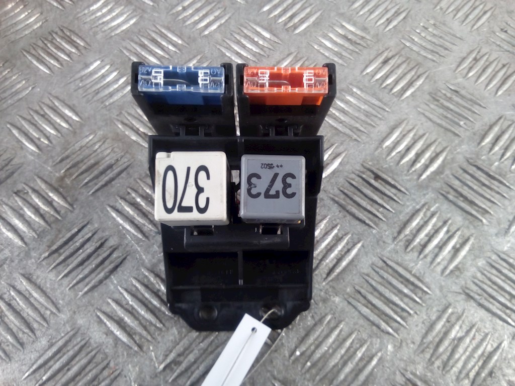 Блок реле AUDI A6 C6 2004-2010