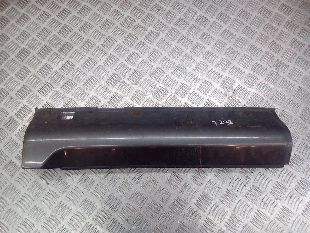 Накладка декоративная на порог левая Kia Sorento 1 (BL) (2002-2011)