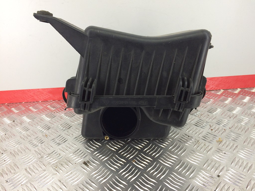 Корпус воздушного фильтра KIA Sorento 2002-2009