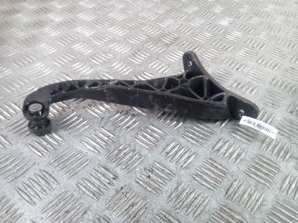 Ролик двери сдвижной (левый/правый средний верхний/нижний) PEUGEOT Partner 2008-2018