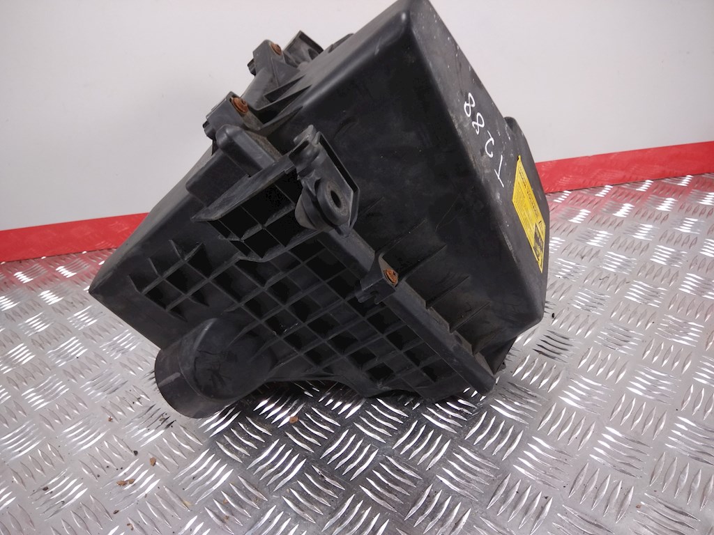 Корпус воздушного фильтра VOLVO V50 I 2004-2012