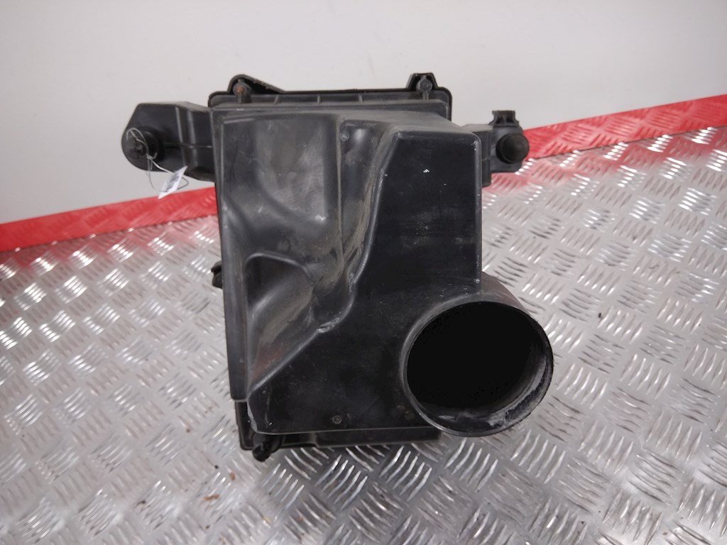 Корпус воздушного фильтра VOLVO V50 I 2004-2012