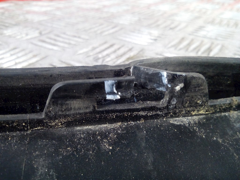 Решетка в бампер FORD Focus III 2011-2019