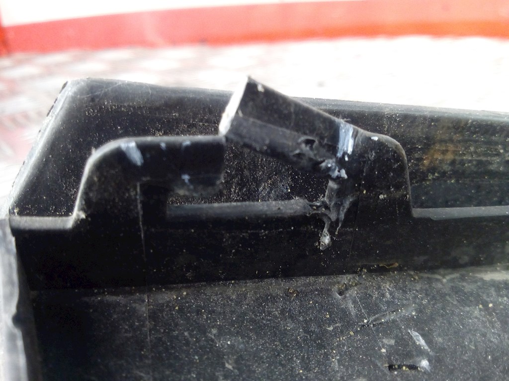 Решетка в бампер FORD Focus III 2011-2019