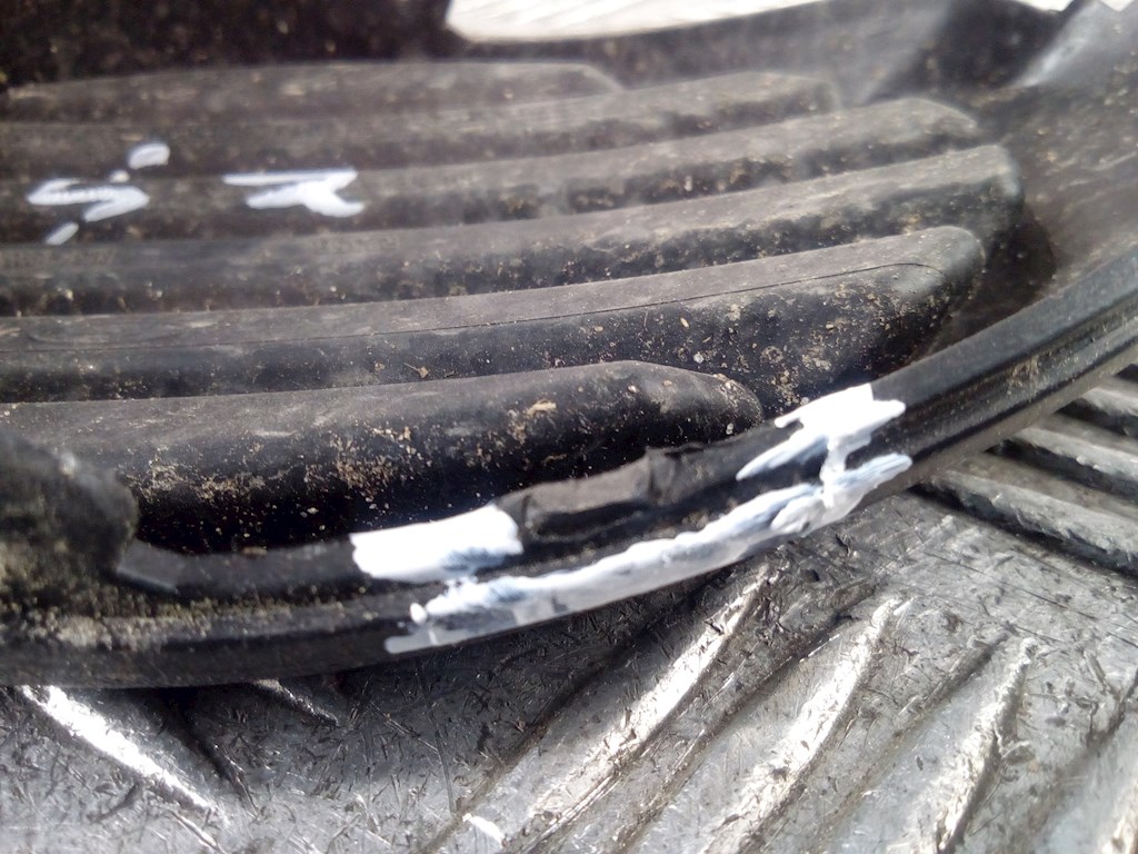 Решетка в бампер FORD Focus III 2011-2019