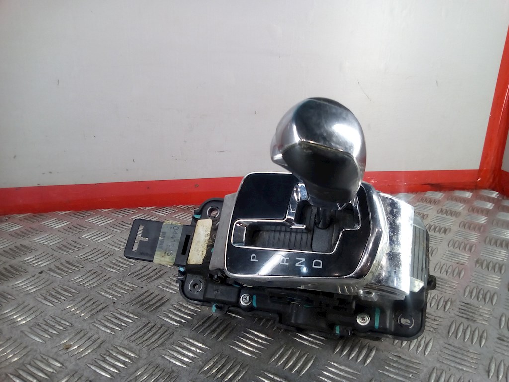 Кулиса (селектор) АКПП/МКПП в салоне CADILLAC CTS 2003-2007