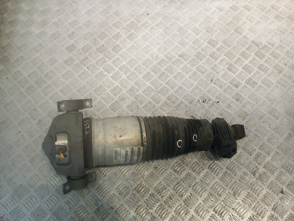 Пневмоподушка задняя правая Volkswagen Touareg 1 (2002-2010)