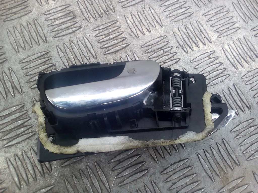 Ручка дверная передняя внутренняя правая PEUGEOT 307 2001-2008