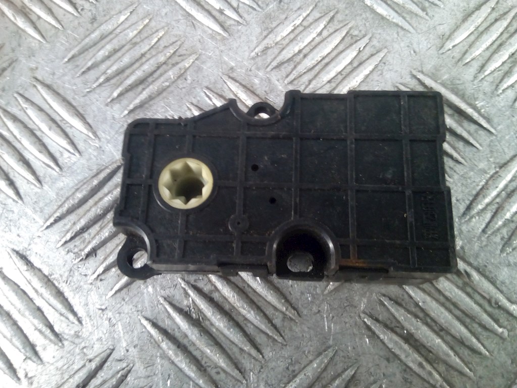 Моторчик заслонки печки CHEVROLET TrailBlazer 2001-2008