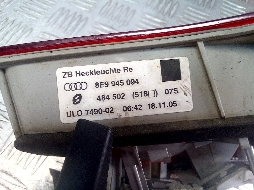 Фонарь задний внутренний правый AUDI A4 B7 2004-2007