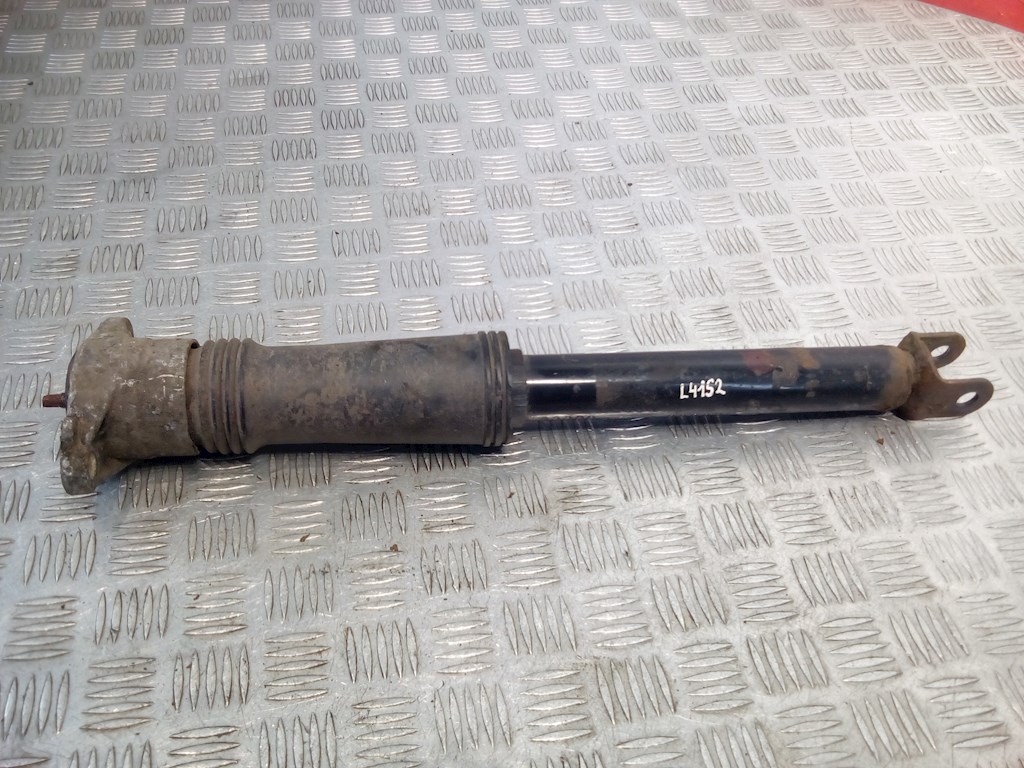 Амортизатор задний левый KIA Carens 2006-2012