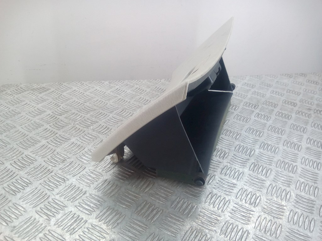 Бардачок CHRYSLER Pacifica 2003-2008