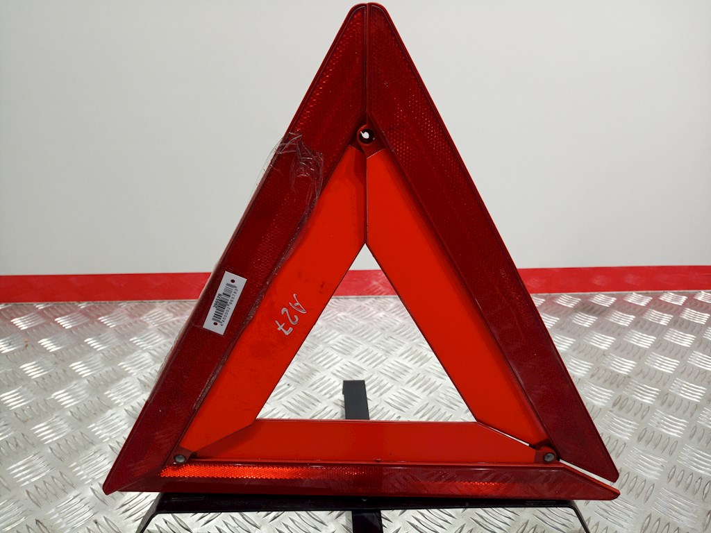 Знак аварийной остановки MITSUBISHI Space Gear 1994-2007