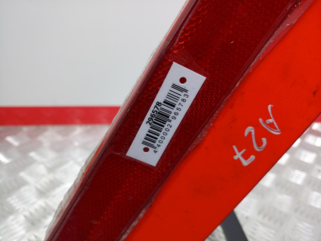 Знак аварийной остановки MITSUBISHI Space Gear 1994-2007