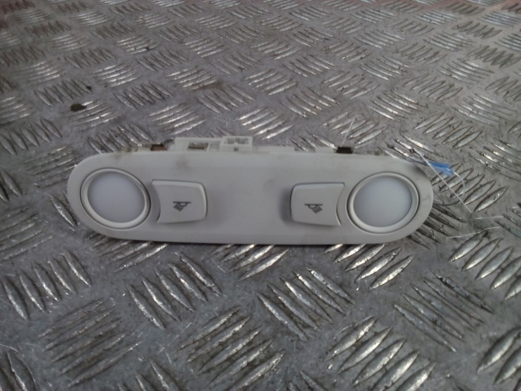 Плафон салонный (салона фонарь) AUDI A5 2007-2016