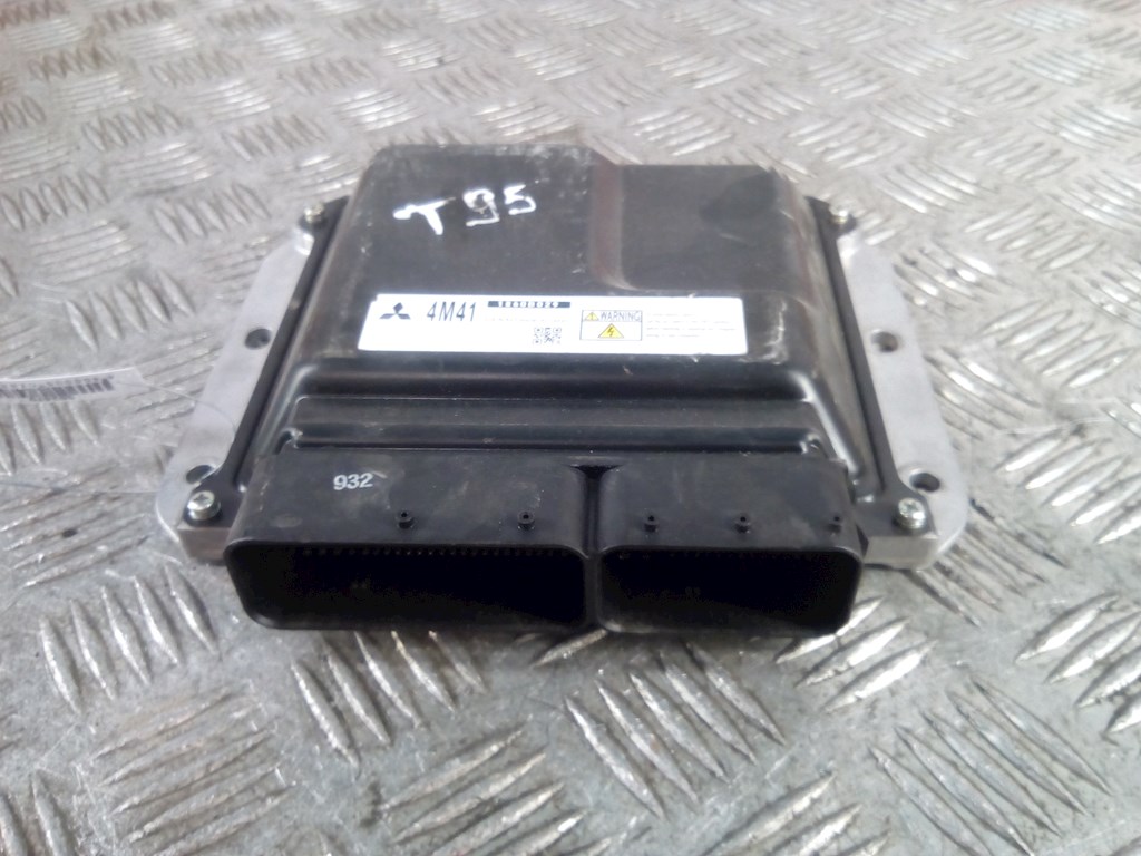 Блок управления двигателя (ЭБУ) MITSUBISHI Pajero IV 2006-2022