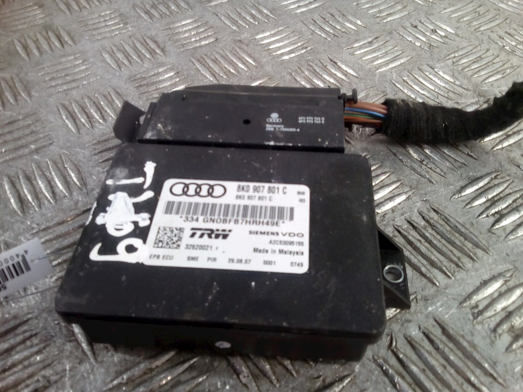 Блок управления стояночного тормоза (электроручник) Audi A5 8T (2007-2016)