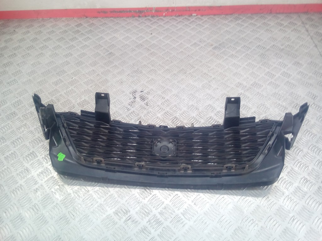 Решетка радиатора SEAT Toledo 2012-2019