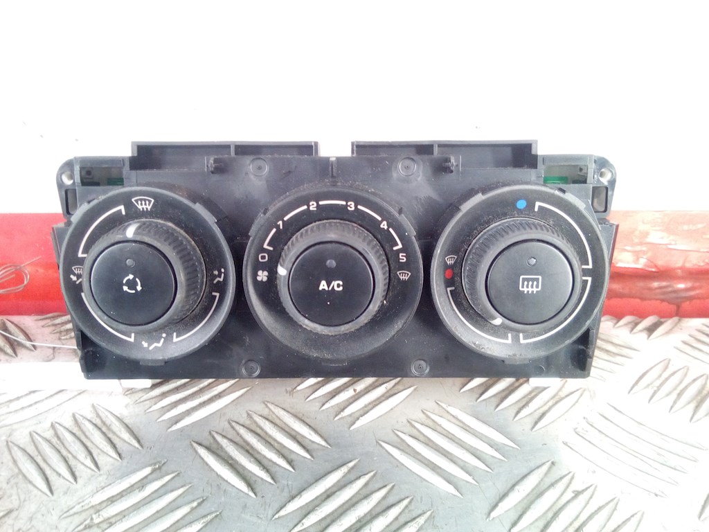 Блок управления климат-контроля Peugeot 308 (2007-2015)