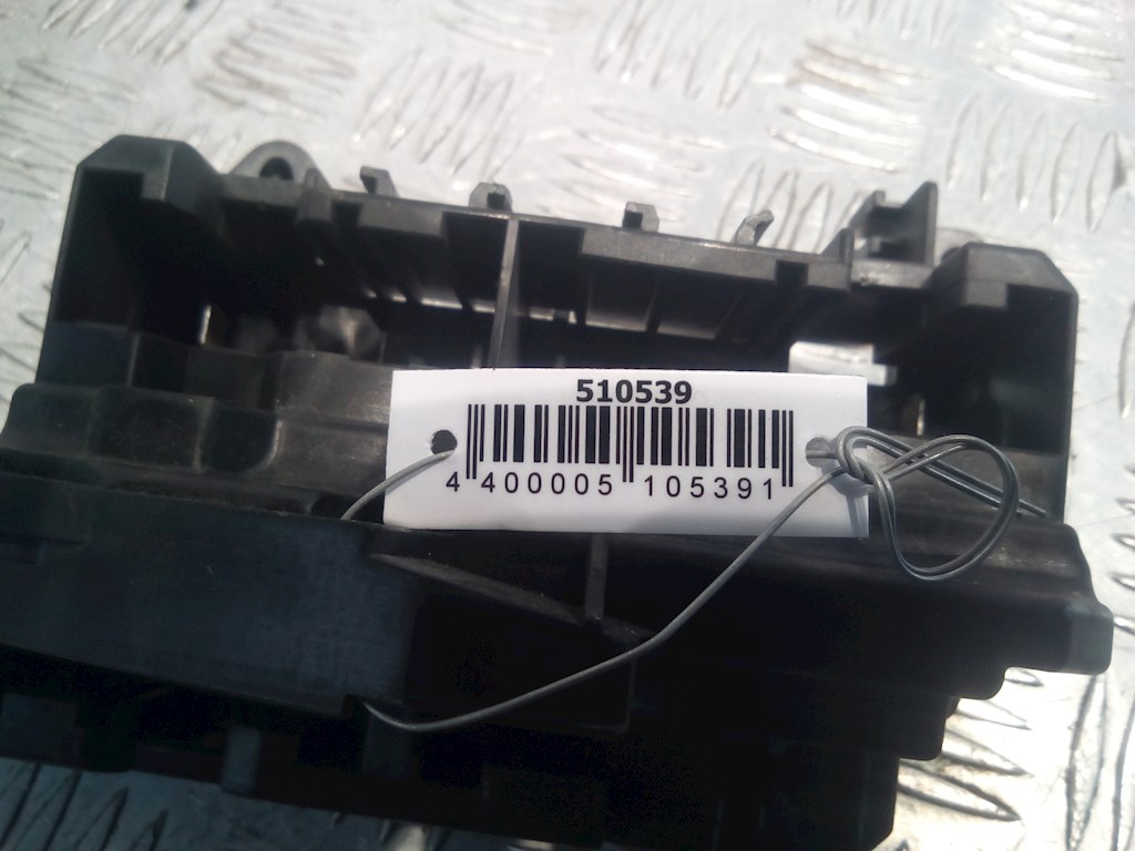 Датчик уровня в бачок омывателя BMW 5er 5 серия E60/E61 2003-2010