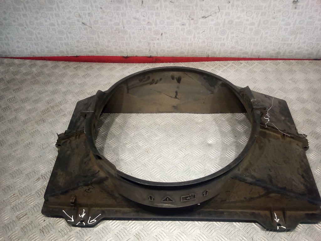 Диффузор (кожух) вентилятора CHEVROLET Tahoe II 2000-2006