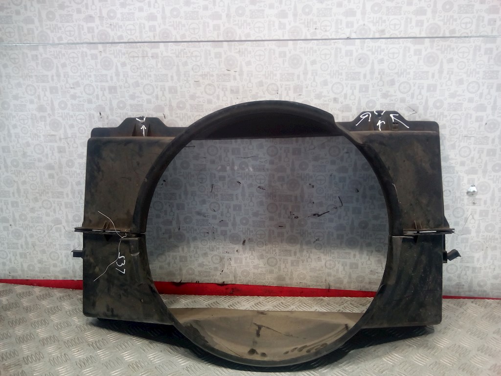 Диффузор (кожух) вентилятора CHEVROLET Tahoe II 2000-2006