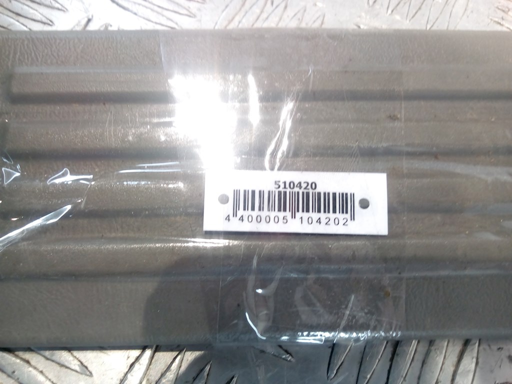 Накладка порога (внутренняя) CHEVROLET Tahoe II 2000-2006