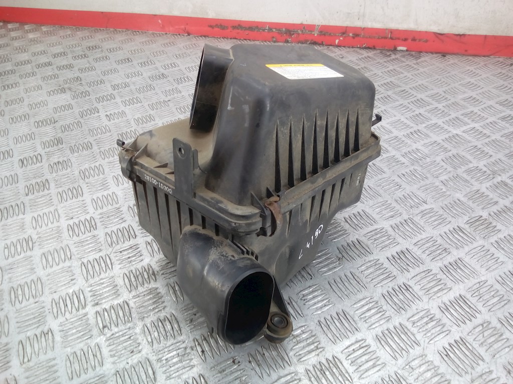 Корпус воздушного фильтра KIA Carens 2006-2012