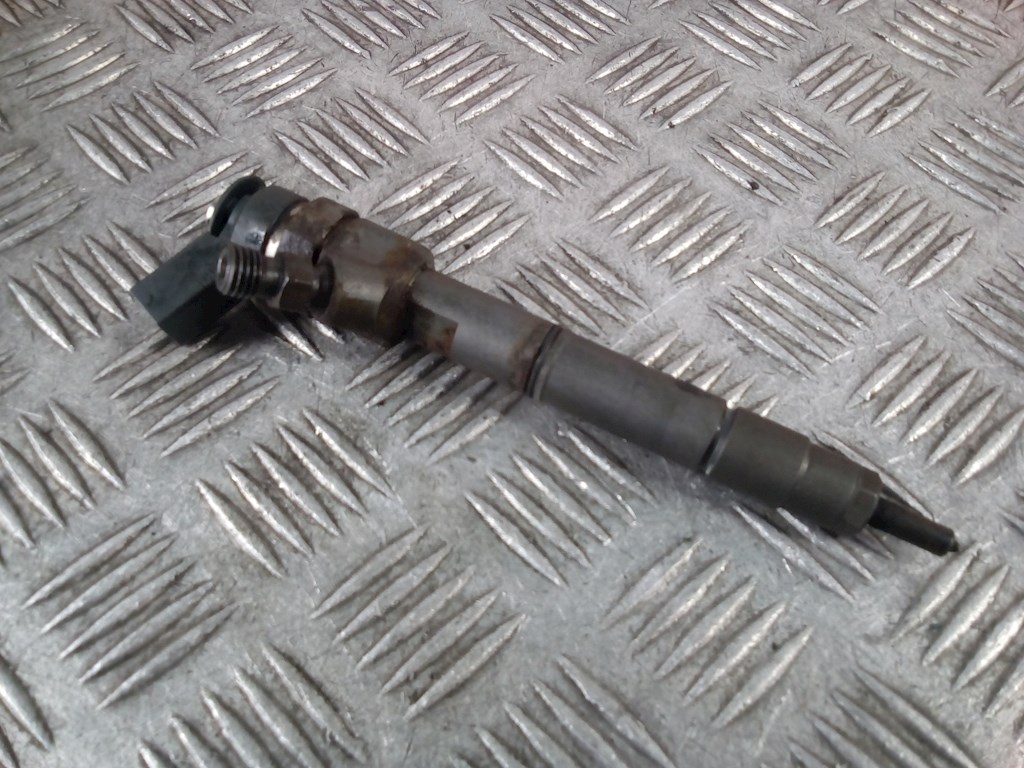 Форсунка дизельная электрическая MERCEDES-BENZ A-Class W169 2004-2012