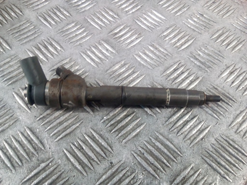 Форсунка дизельная электрическая MERCEDES-BENZ A-Class W169 2004-2012