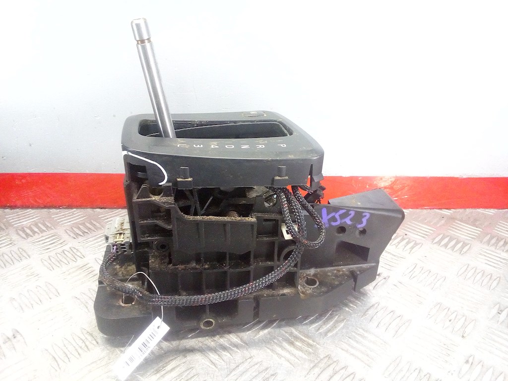 Кулиса (селектор) АКПП/МКПП в салоне VOLVO V70 II 2000-2007