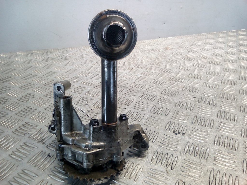 Насос масляный VOLKSWAGEN Bora 1998-2005