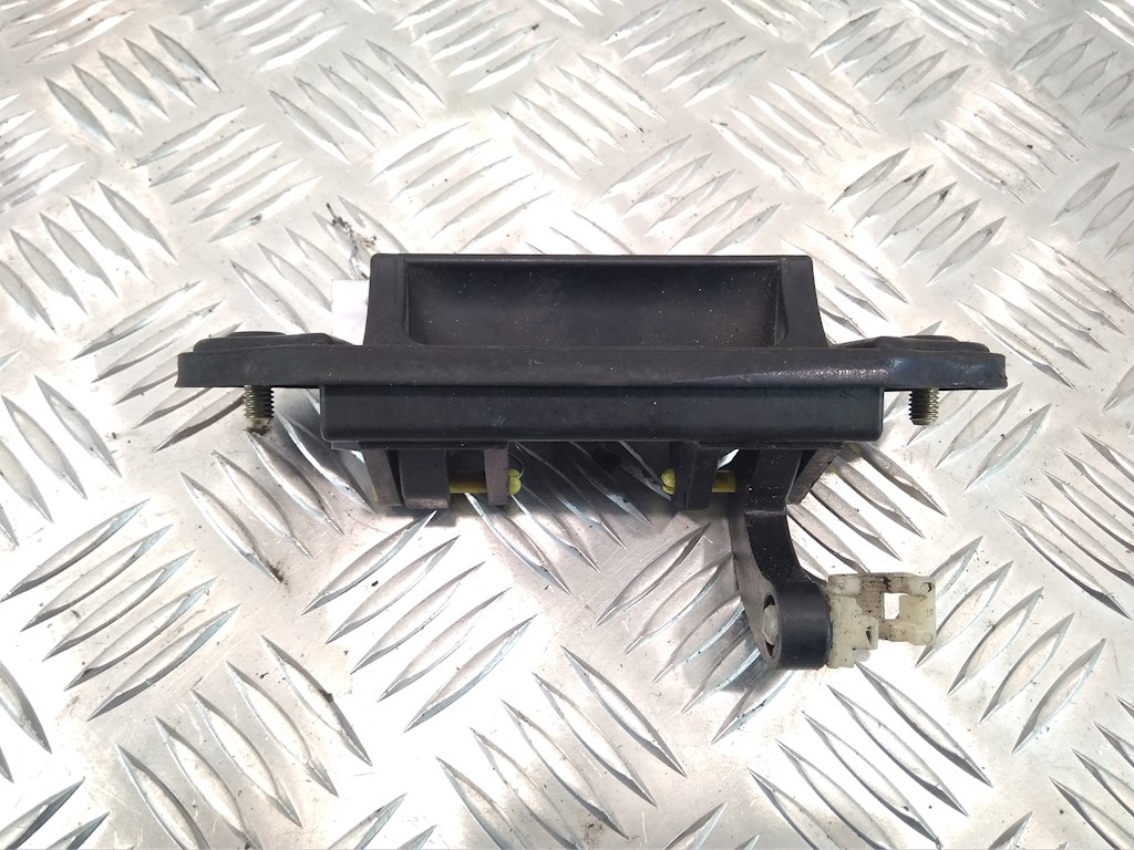 Ручка двери багажника наружная MAZDA MPV LW 1999-2006