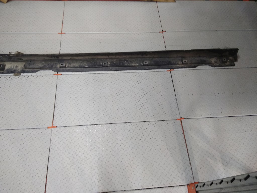 Накладка декоративная на порог левая Opel Vectra C (2002-2008)