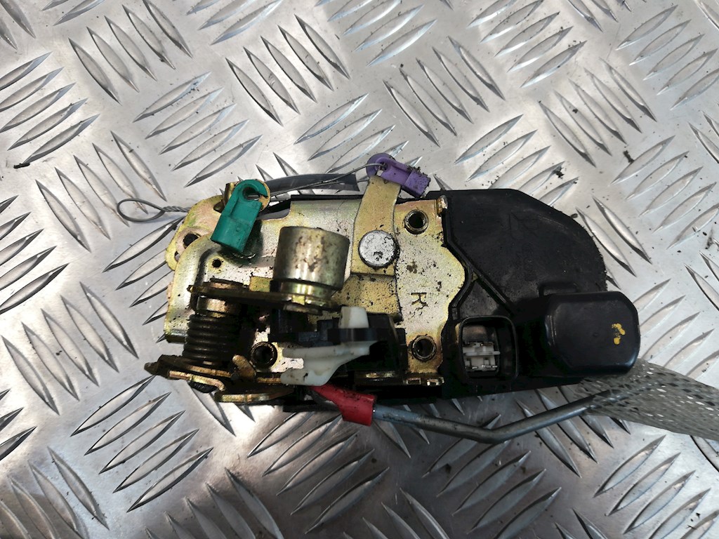 Замок двери передней правой CHRYSLER PT Cruser 2000-2010