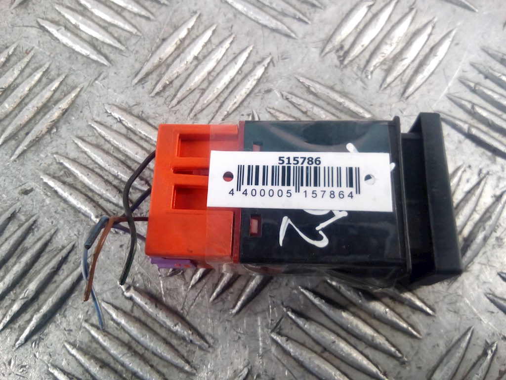 Кнопка антипробуксовочной системы VOLKSWAGEN Passat B5 1997-2005