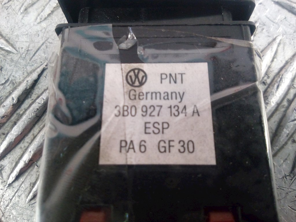 Кнопка антипробуксовочной системы VOLKSWAGEN Passat B5 1997-2005