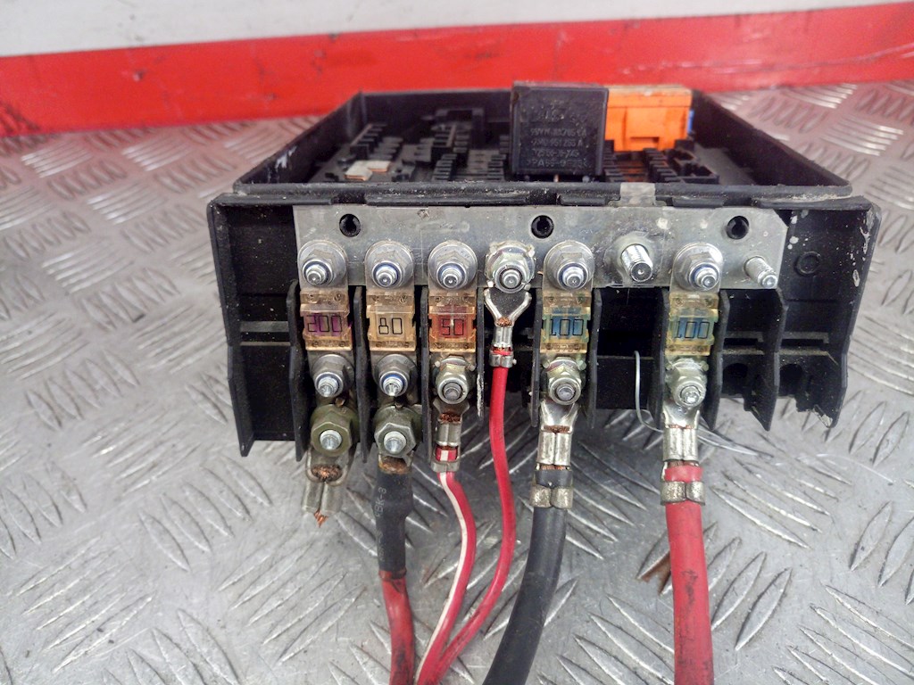 Датчик уровня в бачок омывателя SEAT Altea 2004-2015