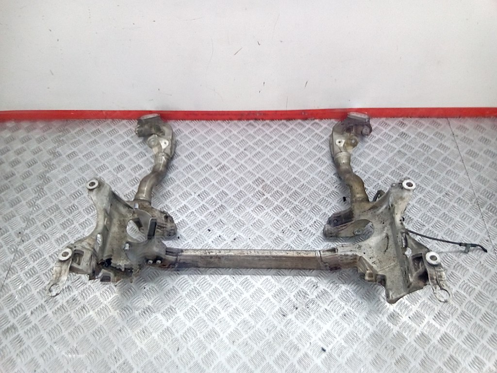 Балка передняя подрамник Audi A5 8T (2007-2016)