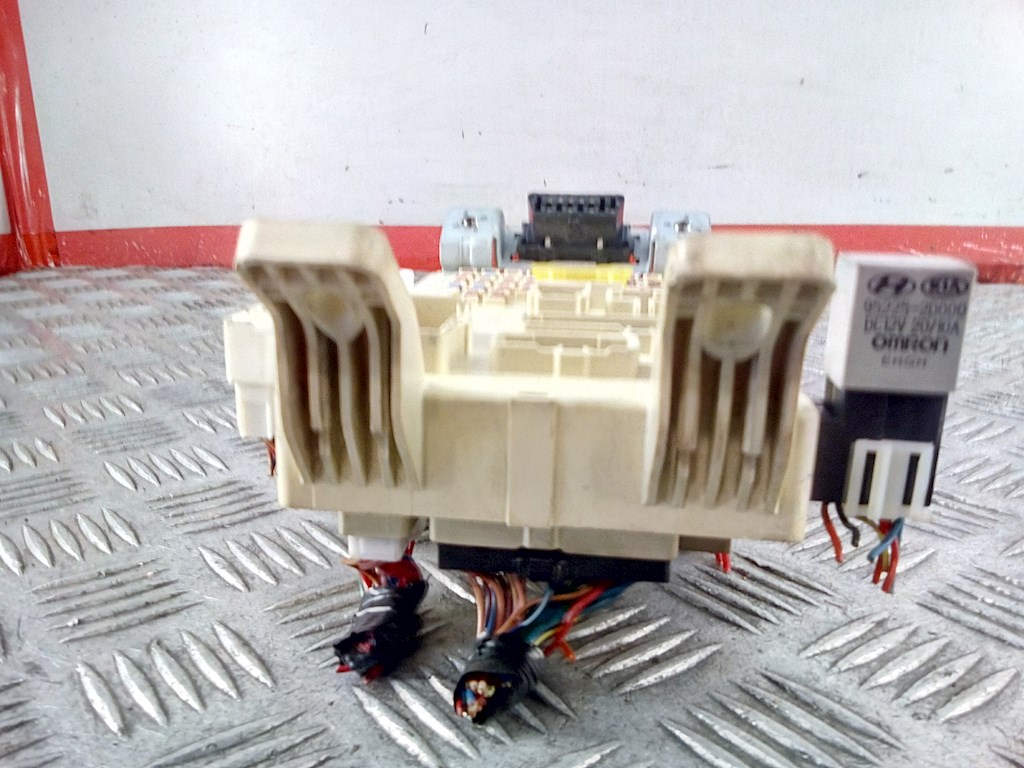 Датчик уровня в бачок омывателя HYUNDAI i20 l 2008-2014