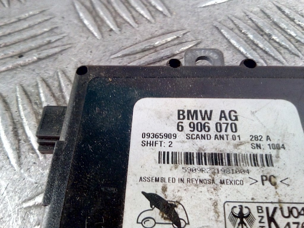 Усилитель антенны BMW X5 E53 1999-2006