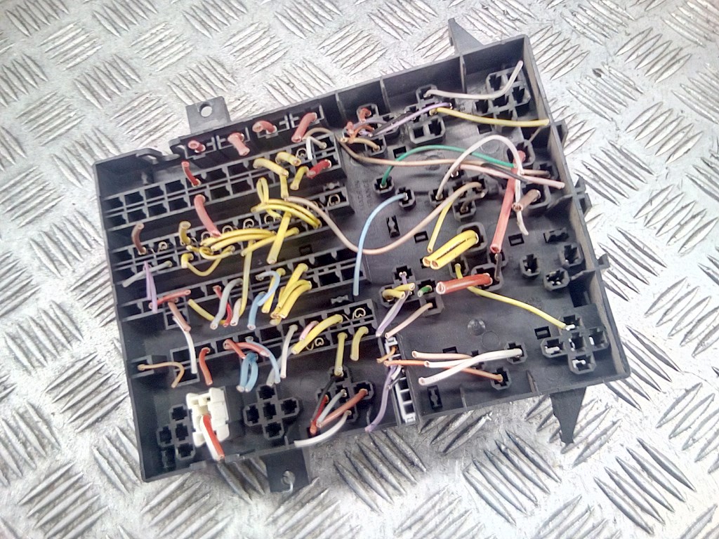 Датчик уровня в бачок омывателя OPEL Movano A 1998-2010