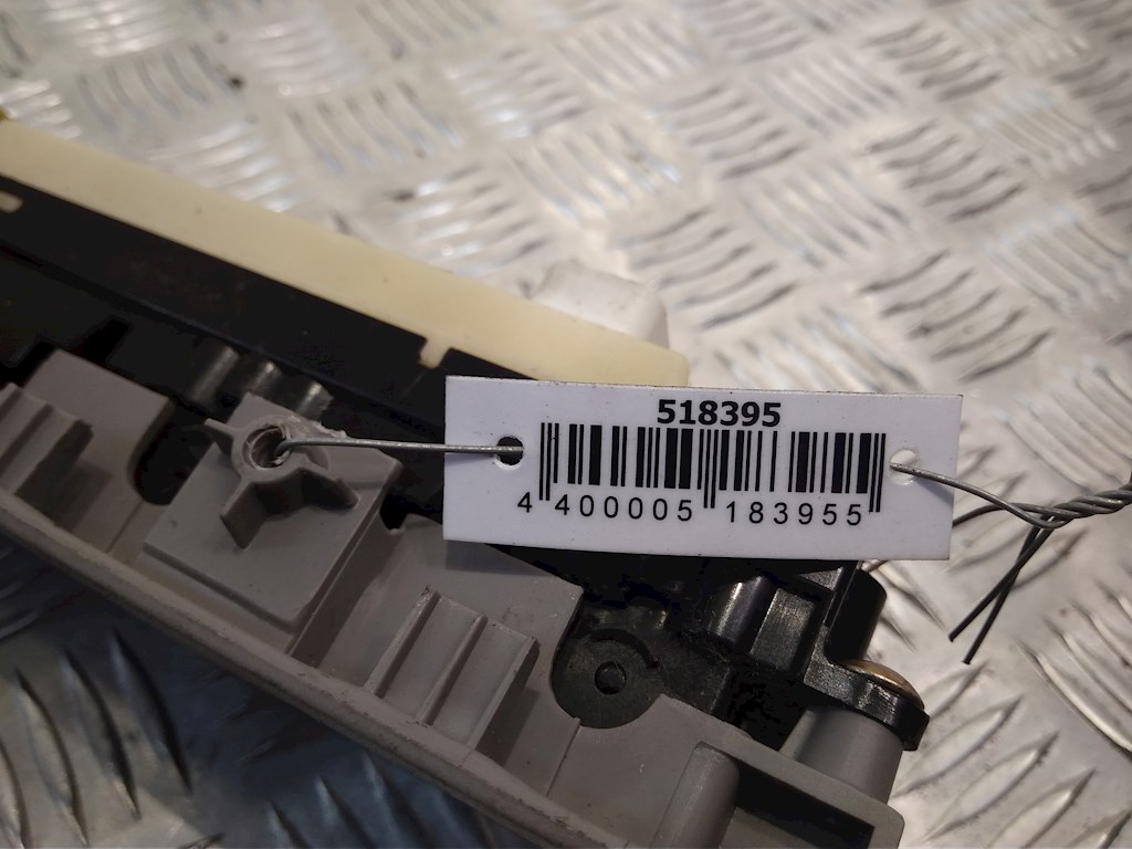 Блок управления стеклоподъемниками MITSUBISHI Grandis 2003-2011